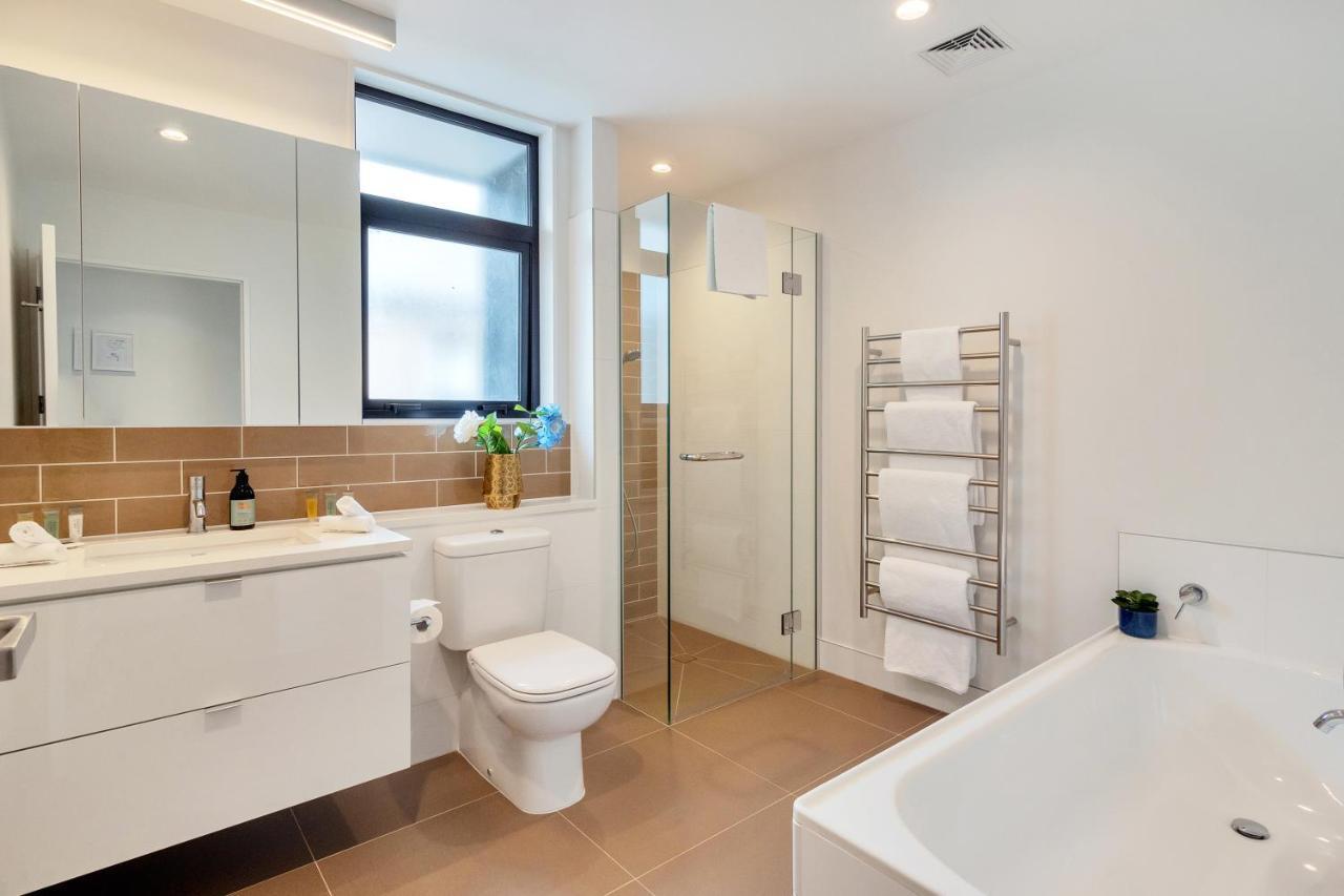 Blissful Breeze Townhouse With Parking And Patio Villa Auckland Luaran gambar