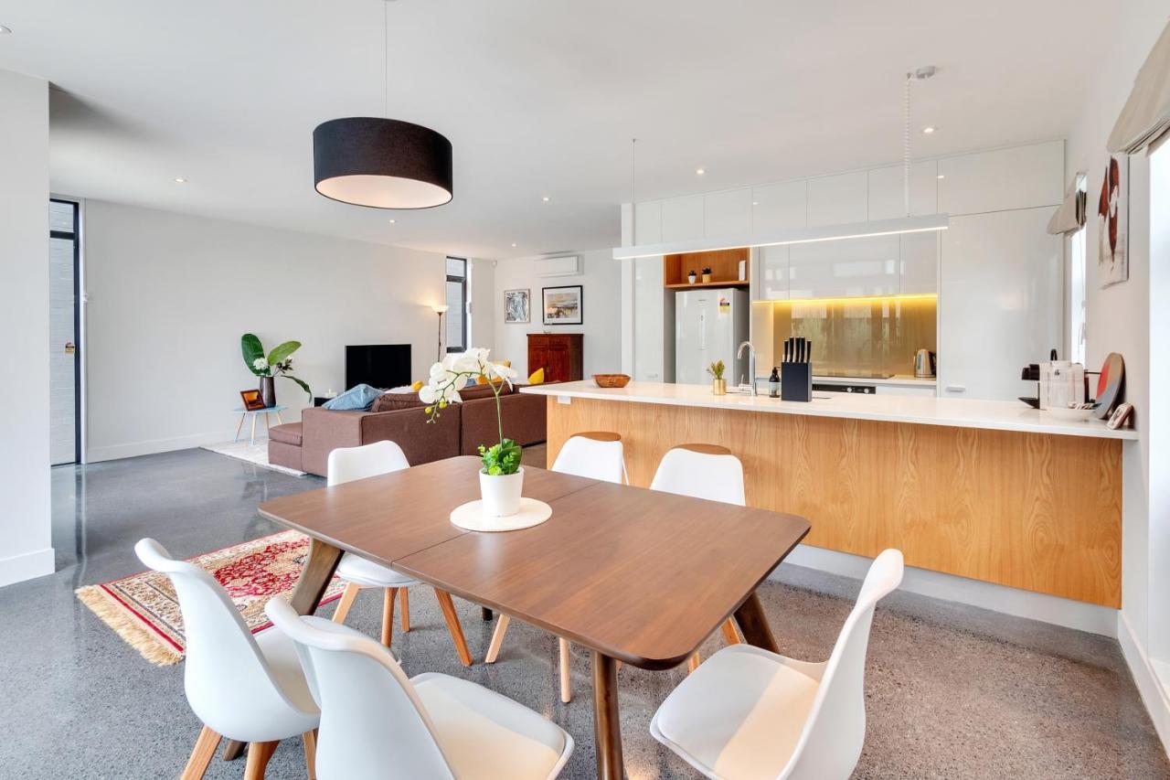 Blissful Breeze Townhouse With Parking And Patio Villa Auckland Luaran gambar